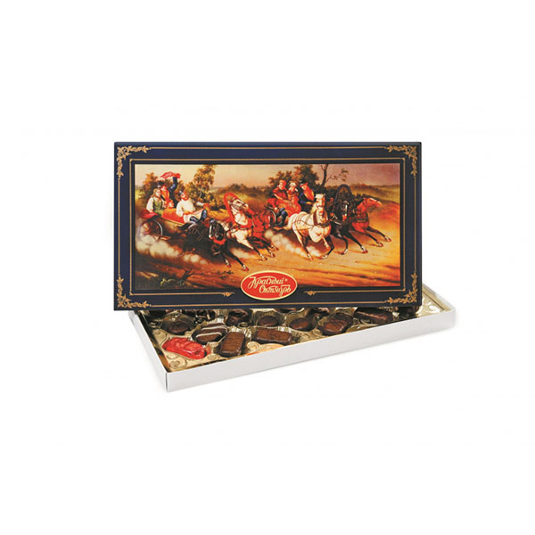 Конфеты шоколадные, Красный октябрь, "Русь-Тройка", вес  350 г, упаковка картонная коробка, Россия